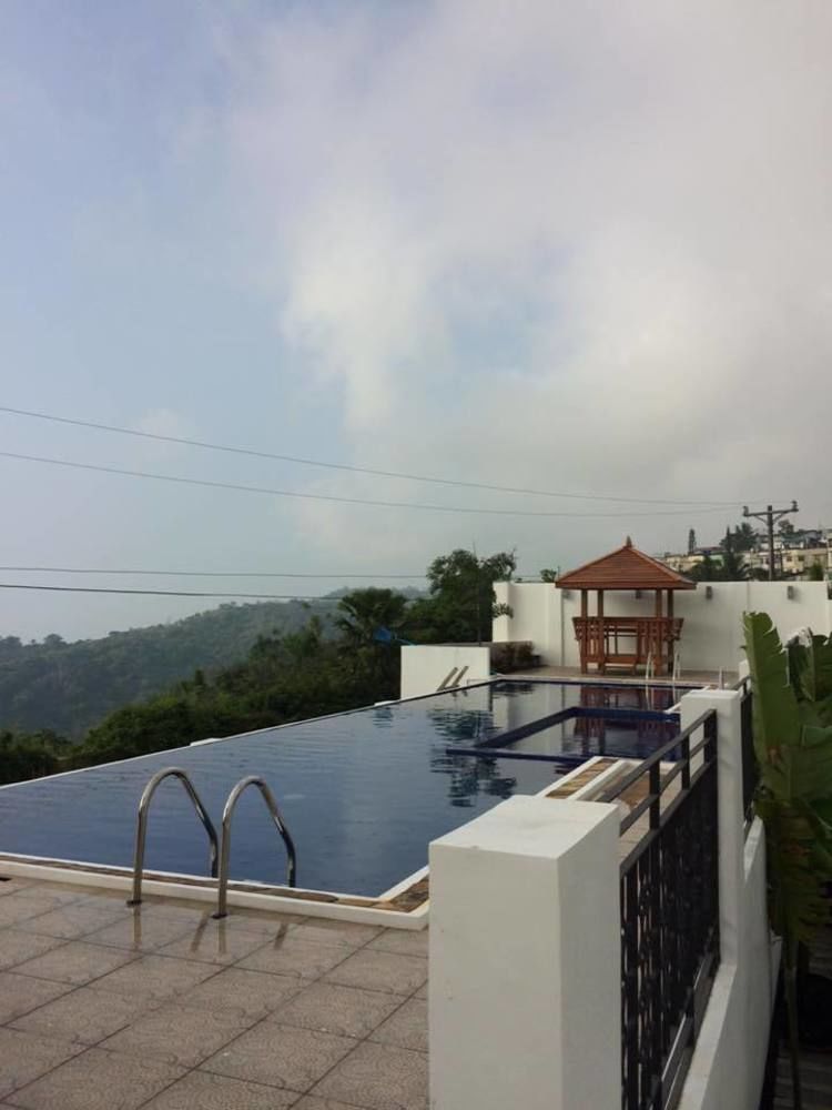 Vista Real Hotel Tagaytay City Buitenkant foto