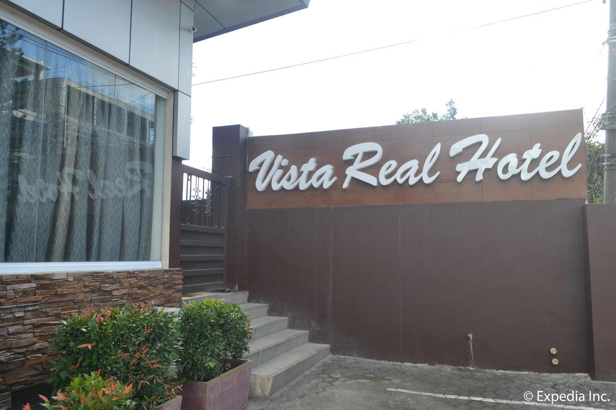 Vista Real Hotel Tagaytay City Buitenkant foto
